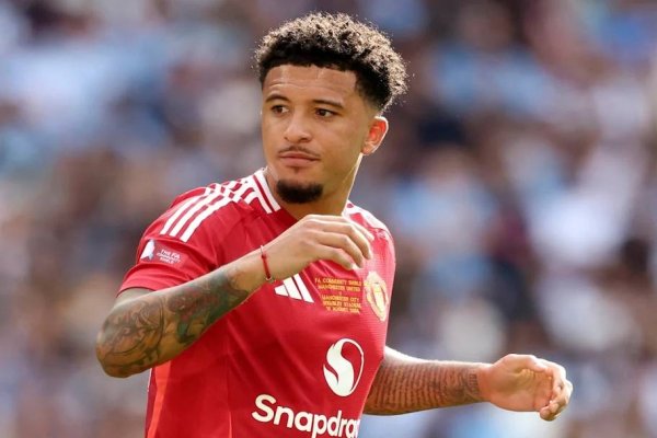 Mức lương hàng tuần cao rất khó vượt qua, yêu cầu của Sancho trở thành Manchester United bị chặn, kh