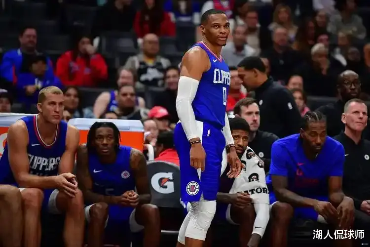 Quay trở lại với Clippers! Pau